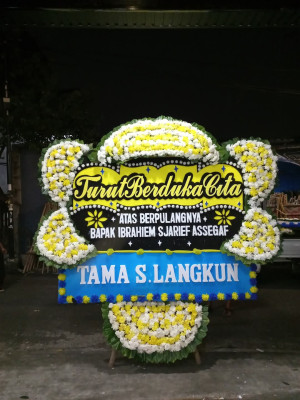 Papan Bunga Duka di Pusakanagara
